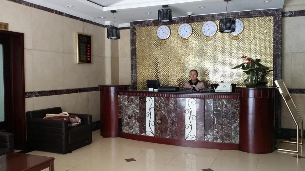 Kunming Liheng Hotel Exteriör bild
